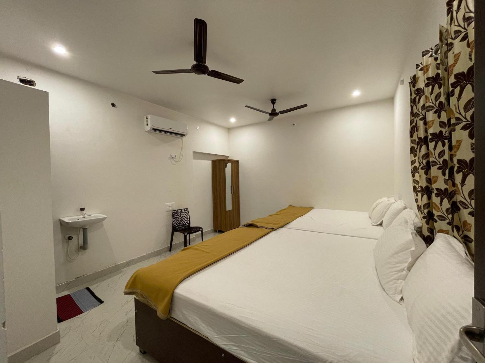 Mks Homes Tirukkadaiyur Luaran gambar